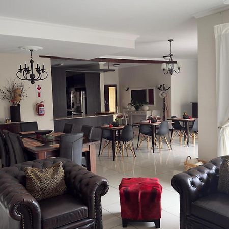 Cora'S Boutique Bed & Breakfast ซวาคอปมุนด์ ภายนอก รูปภาพ