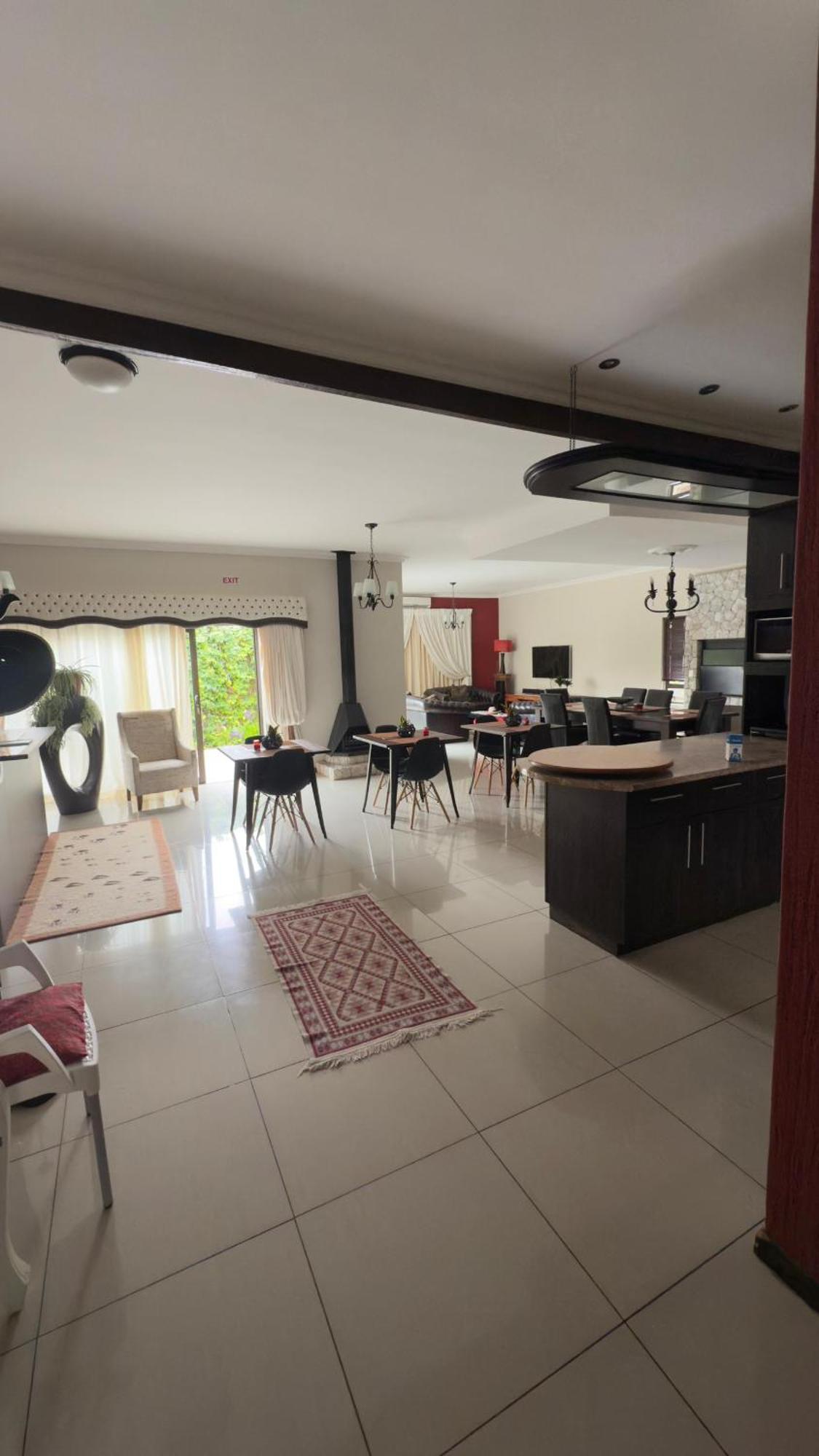 Cora'S Boutique Bed & Breakfast ซวาคอปมุนด์ ภายนอก รูปภาพ